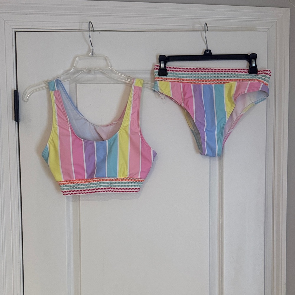 SHEIN Multicolor Striped Bikini Set